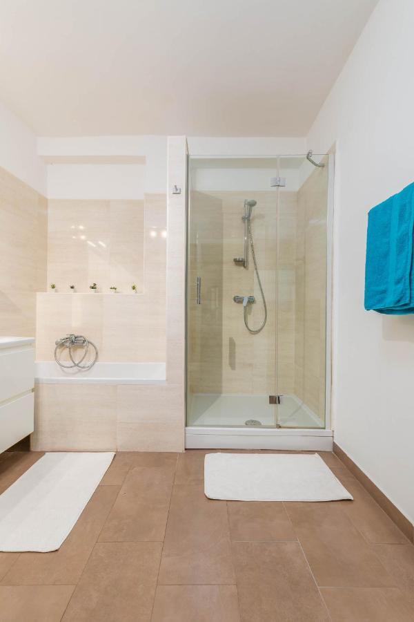 Apartment Melanie Пула Екстериор снимка