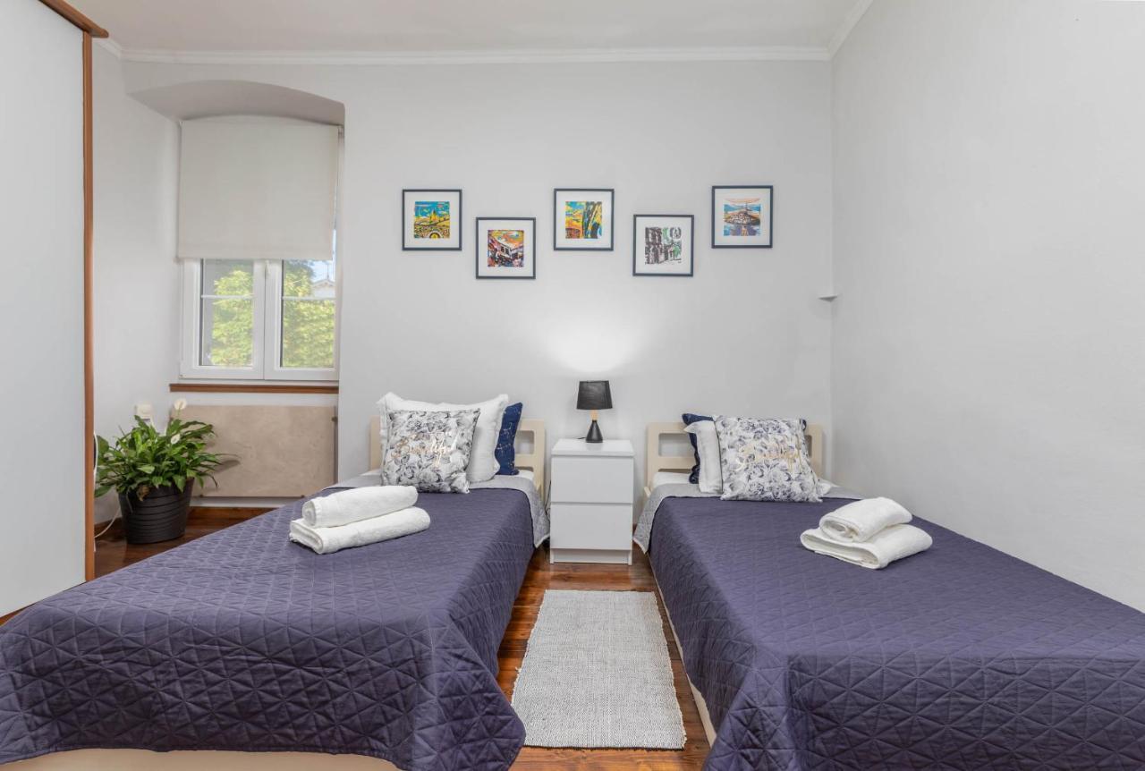 Apartment Melanie Пула Екстериор снимка
