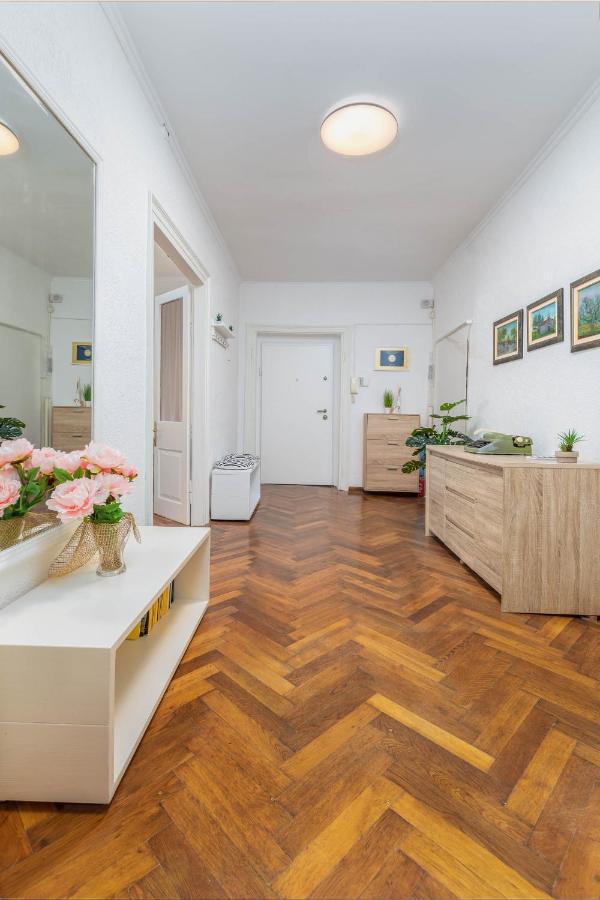 Apartment Melanie Пула Екстериор снимка