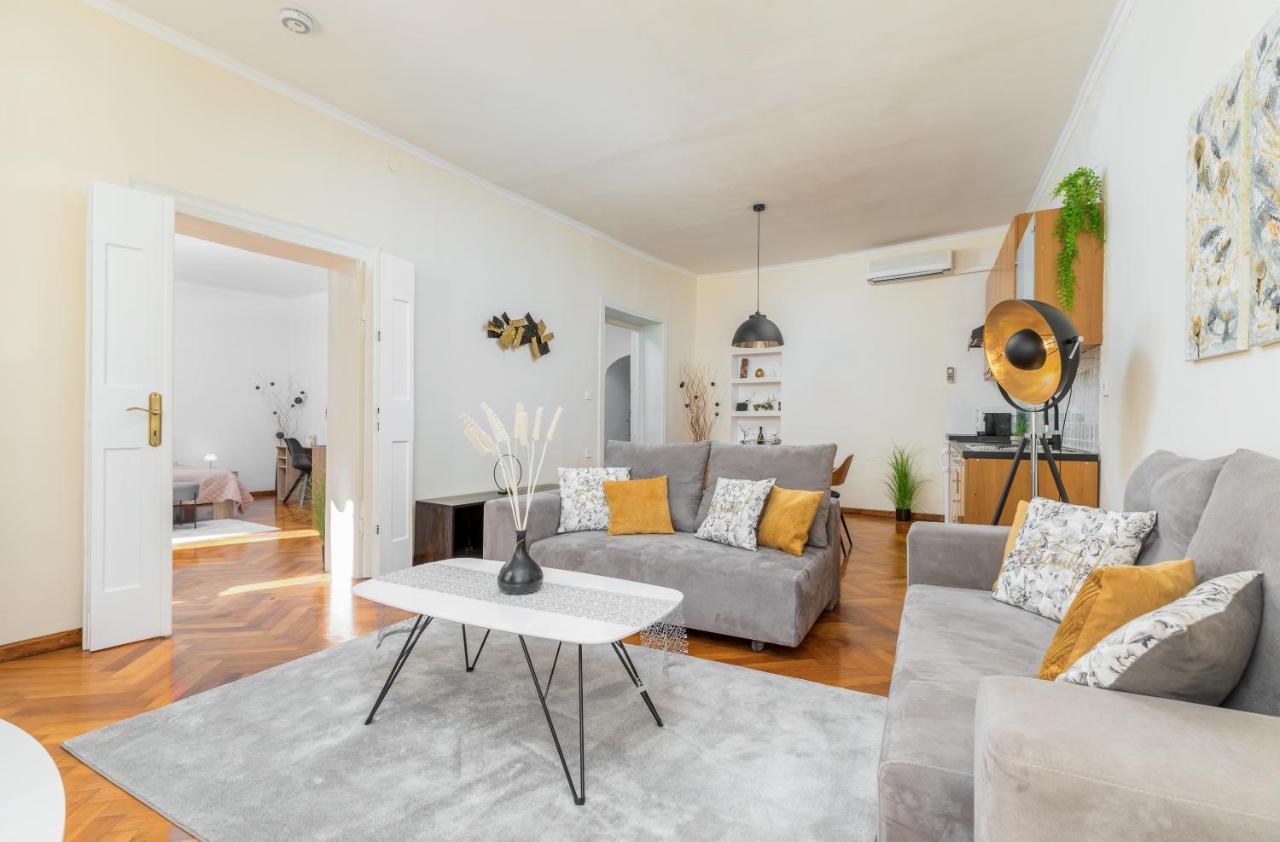 Apartment Melanie Пула Екстериор снимка